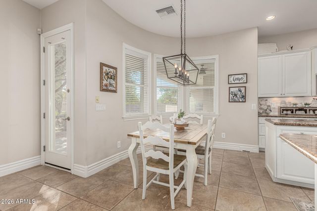 19855 E SONOQUI Boulevard, Queen Creek, AZ 85142