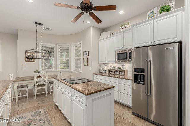 19855 E SONOQUI Boulevard, Queen Creek, AZ 85142