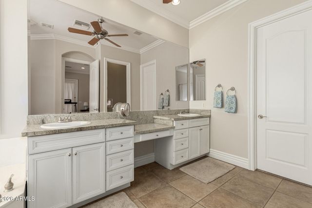 19855 E SONOQUI Boulevard, Queen Creek, AZ 85142