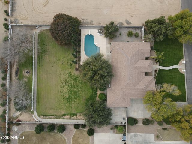 19855 E SONOQUI Boulevard, Queen Creek, AZ 85142