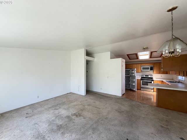 1805 Ne 94TH St 23, Vancouver, WA 98660