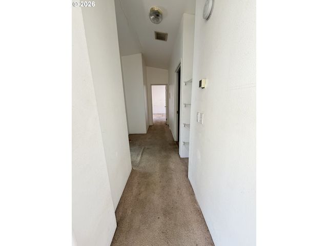 1805 Ne 94TH St 23, Vancouver, WA 98660