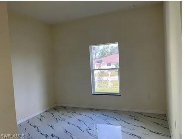 4600 26th ST SW, Lehigh Acres, FL 33973