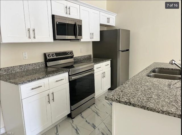 4600 26th ST SW, Lehigh Acres, FL 33973