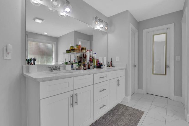 25 Sudderth Street, Buford, GA 30518