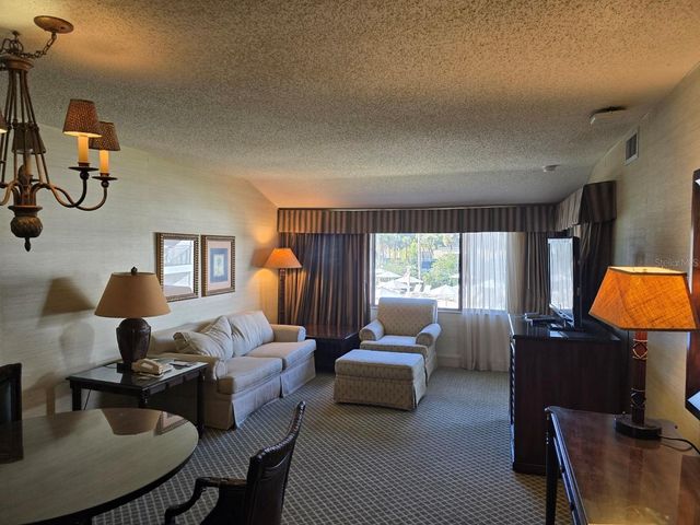 4774 FOX HUNT LANE A108, Wesley Chapel, FL 33543