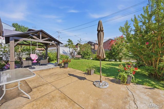 5011 Bancroft Avenue, St Louis, MO 63109