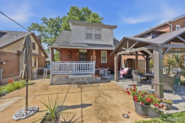 5011 Bancroft Avenue, St Louis, MO 63109