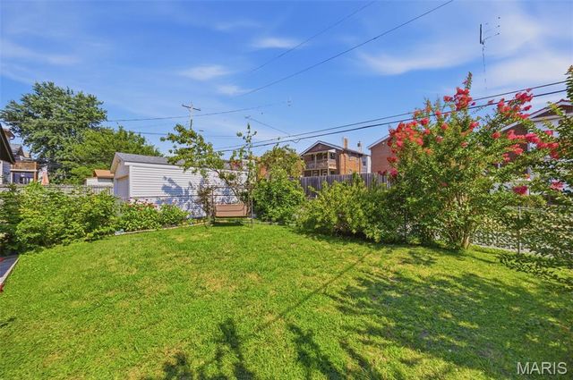 5011 Bancroft Avenue, St Louis, MO 63109