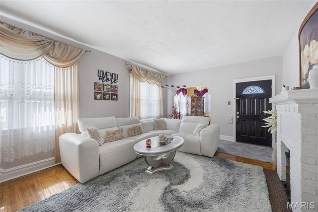 5011 Bancroft Avenue, St Louis, MO 63109