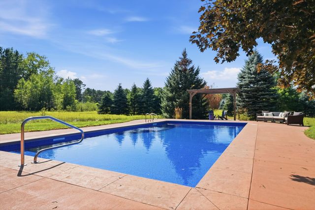 8920 80th Street N, Grant, MN 55082