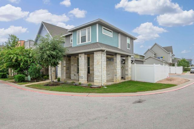 8013 Mellencamp DR, Austin, TX 78744