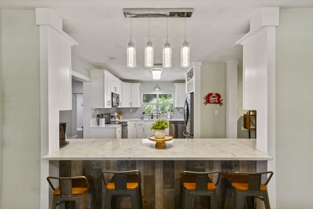 164 Beal Parkway, Fort Walton Beach, FL 32548