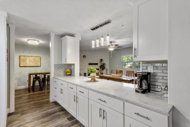 164 Beal Parkway, Fort Walton Beach, FL 32548