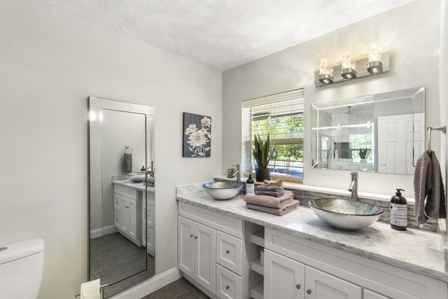 164 Beal Parkway, Fort Walton Beach, FL 32548