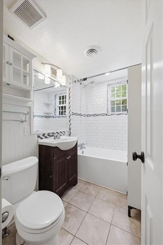 49 Santa Fe Street, Leavenworth, KS 66048