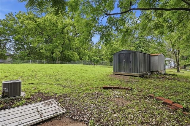 49 Santa Fe Street, Leavenworth, KS 66048