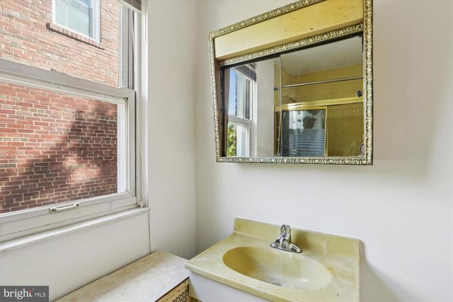 1351 SOMERSET PL NW, Washington, DC 20011