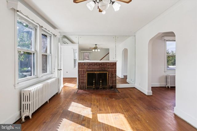 1351 SOMERSET PL NW, Washington, DC 20011