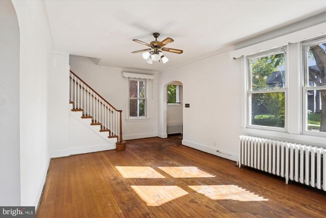 1351 SOMERSET PL NW, Washington, DC 20011