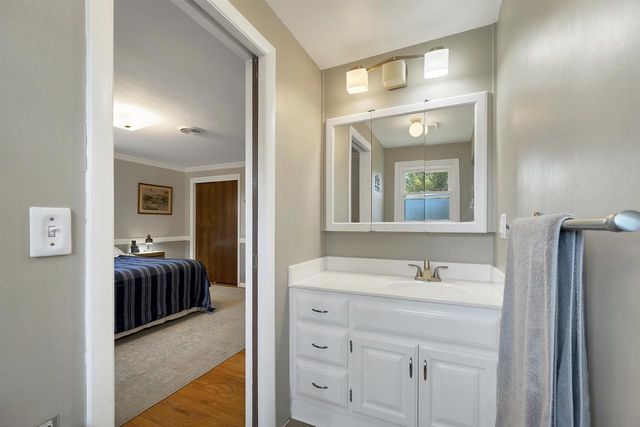 3241 BITTERS COURT, Green Bay, WI 54301