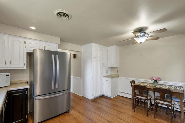 3241 BITTERS COURT, Green Bay, WI 54301