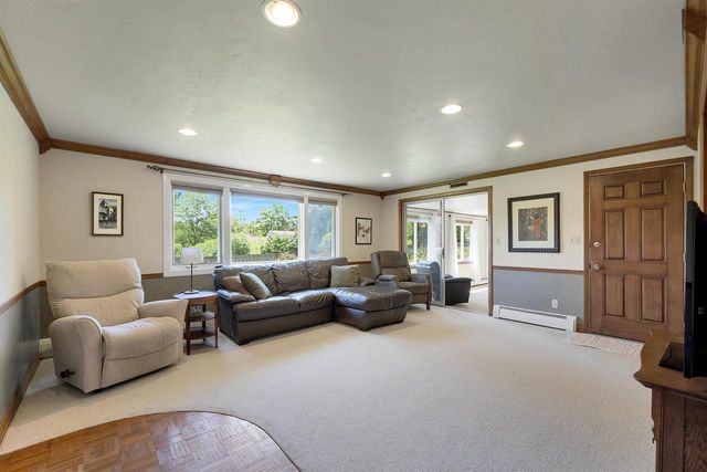 3241 BITTERS COURT, Green Bay, WI 54301