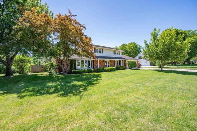 3241 BITTERS COURT, Green Bay, WI 54301