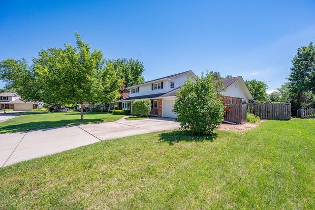 3241 BITTERS COURT, Green Bay, WI 54301