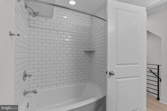 804 S LAWRENCE ST, Philadelphia, PA 19147