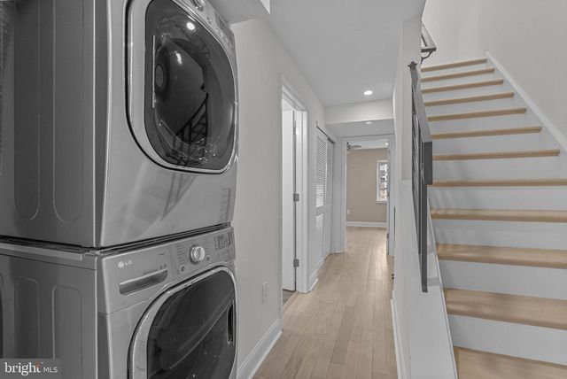 804 S LAWRENCE ST, Philadelphia, PA 19147