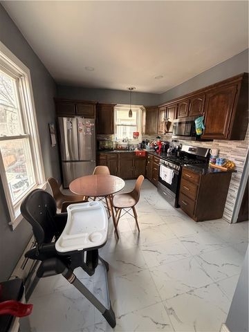 75 Sumter Street, Providence, RI 02907