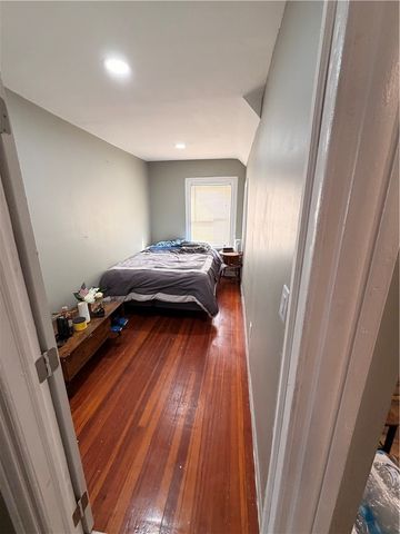 75 Sumter Street, Providence, RI 02907