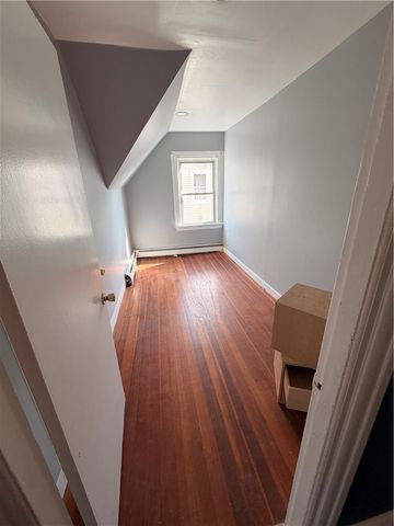 75 Sumter Street, Providence, RI 02907