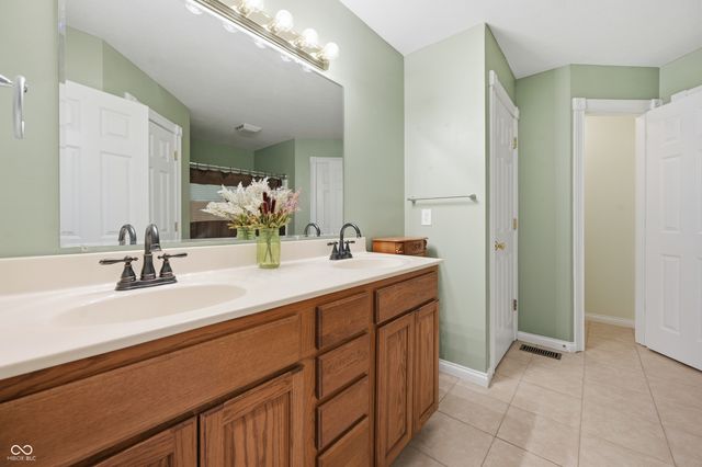 2510 Oak Drive, Clayton, IN 46118