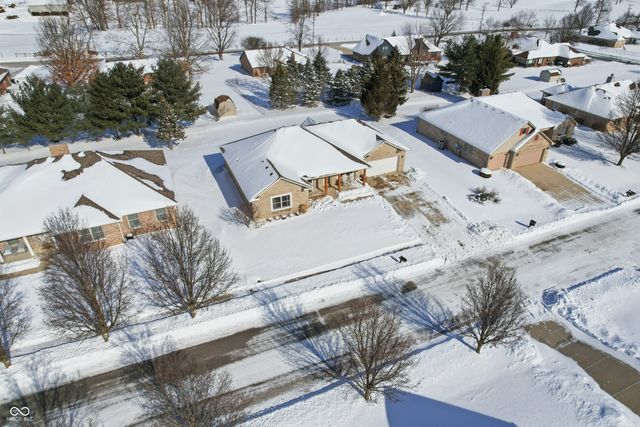 2510 Oak Drive, Clayton, IN 46118