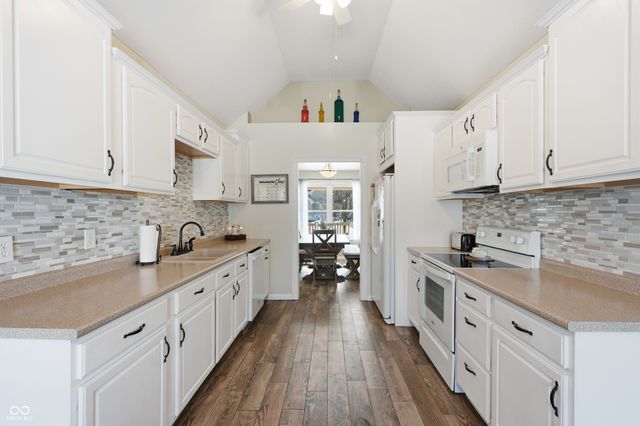 2510 Oak Drive, Clayton, IN 46118