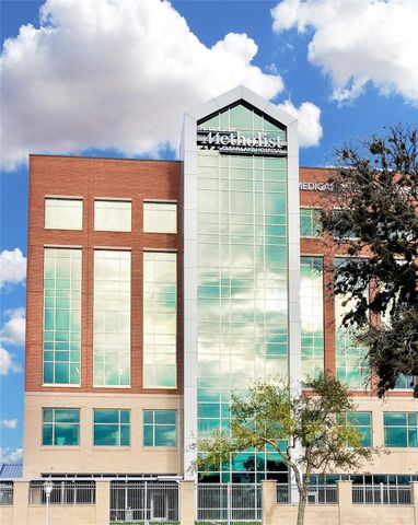 1880 Saxony Lane, Houston, TX 77058