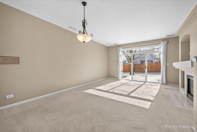 2424 Oneida Lane, Naperville, IL 60563