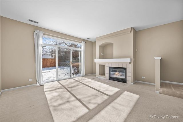 2424 Oneida Lane, Naperville, IL 60563