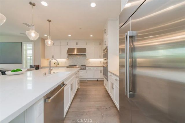 2033 Rembrandt, Santa Ana, CA 92704