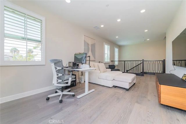2033 Rembrandt, Santa Ana, CA 92704