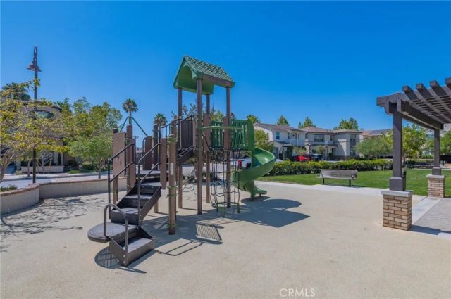 2033 Rembrandt, Santa Ana, CA 92704