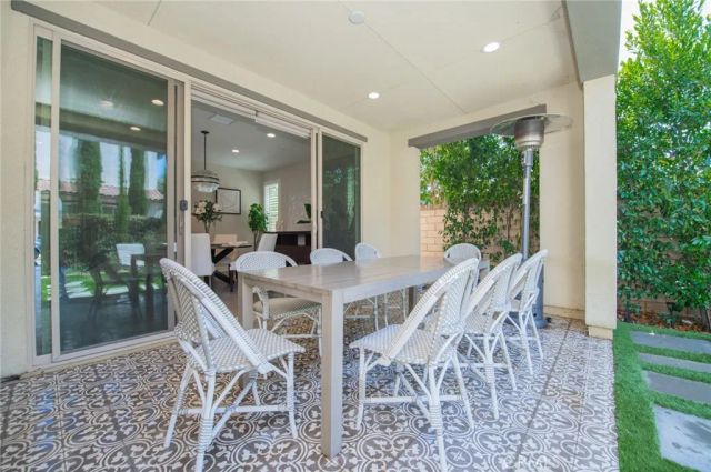 2033 Rembrandt, Santa Ana, CA 92704