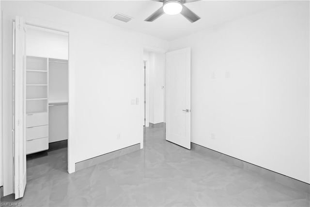 305 SW 15th TER, Cape Coral, FL 33991