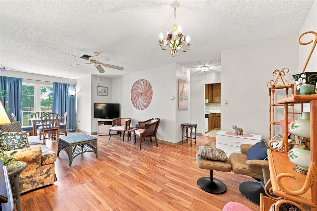 Image 12 of property listing at 2700 BAYSHORE BOULEVARD 2204, Dunedin, FL 34698