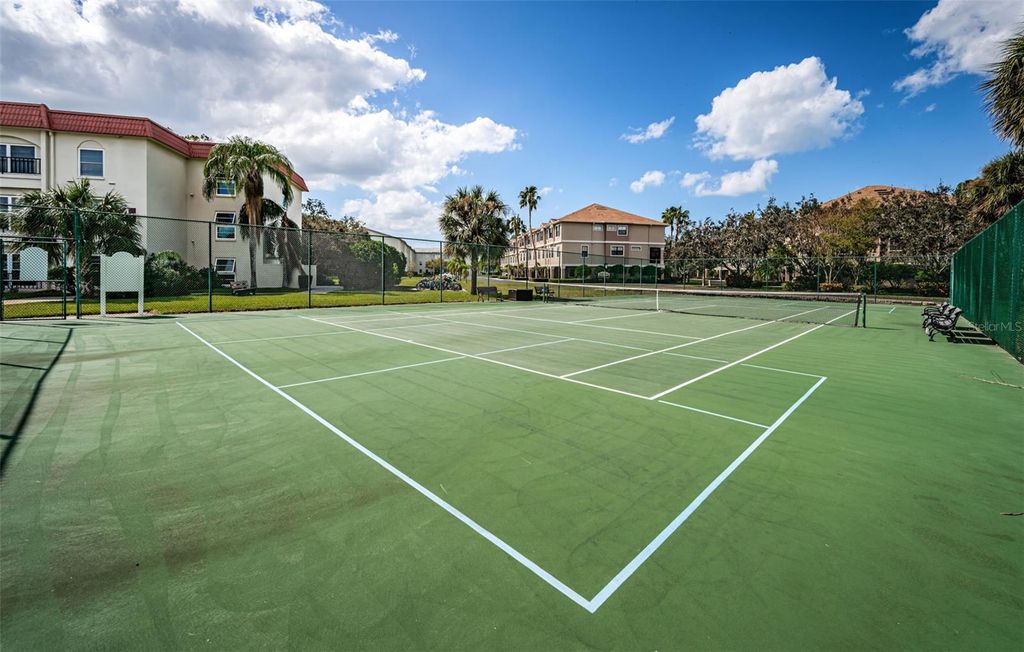 Image 36 of property listing at 2700 BAYSHORE BOULEVARD 2204, Dunedin, FL 34698