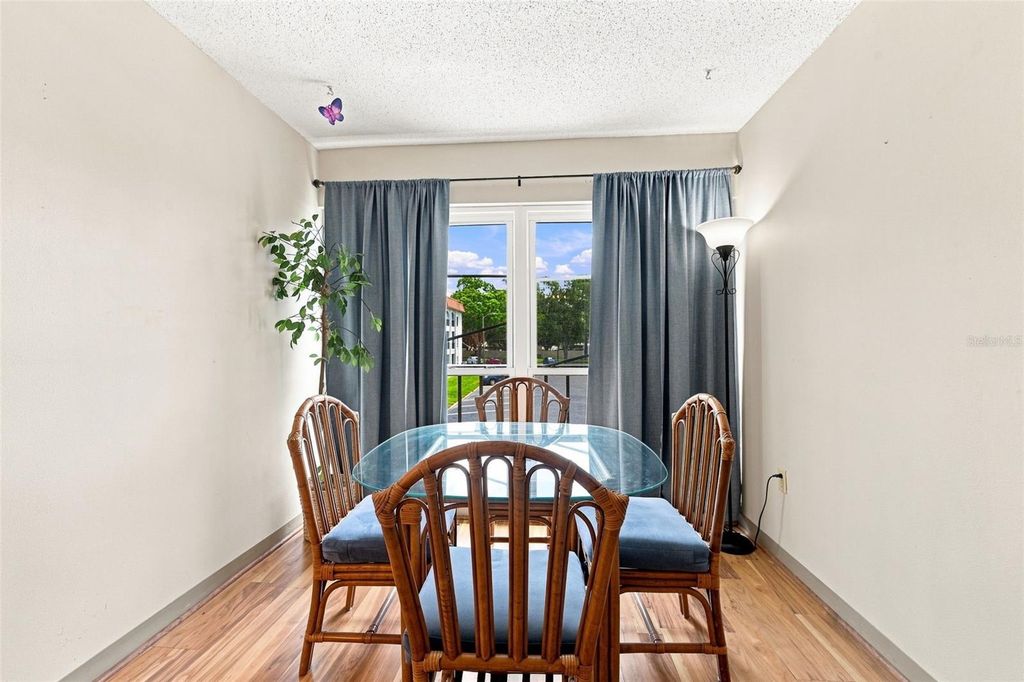 Image 8 of property listing at 2700 BAYSHORE BOULEVARD 2204, Dunedin, FL 34698