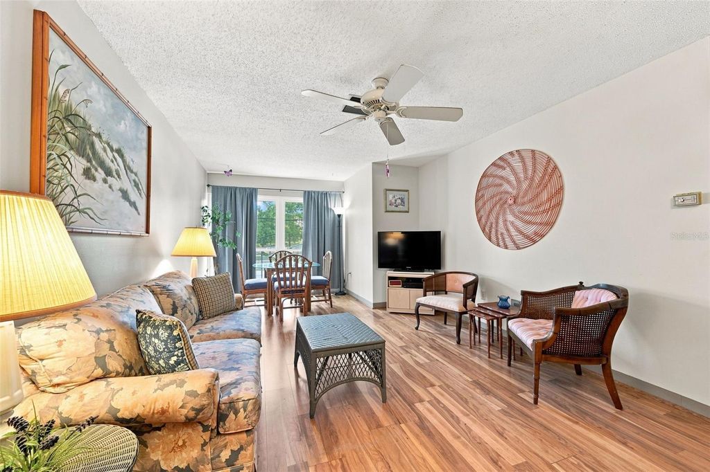 Image 9 of property listing at 2700 BAYSHORE BOULEVARD 2204, Dunedin, FL 34698