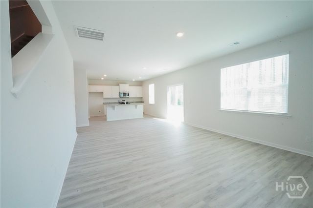 153 Kraft, Pooler, GA 31322